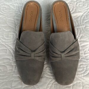 Vionic 9 Grey Suade slip on